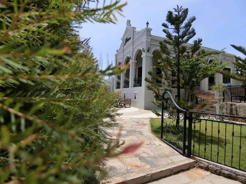 Je T'Aime Cafe & Villa Sing Buri Exterior foto