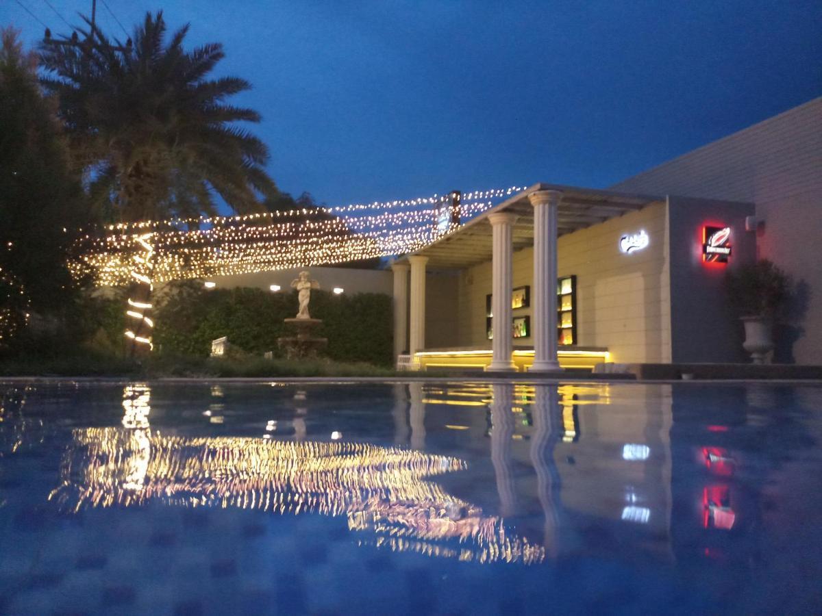 Je T'Aime Cafe & Villa Sing Buri Exterior foto