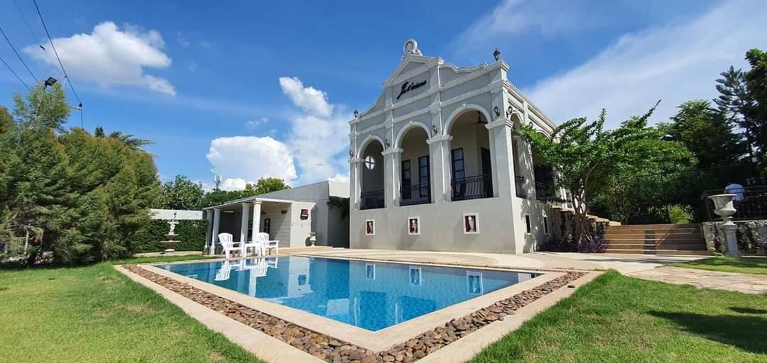 Je T'Aime Cafe & Villa Sing Buri Exterior foto